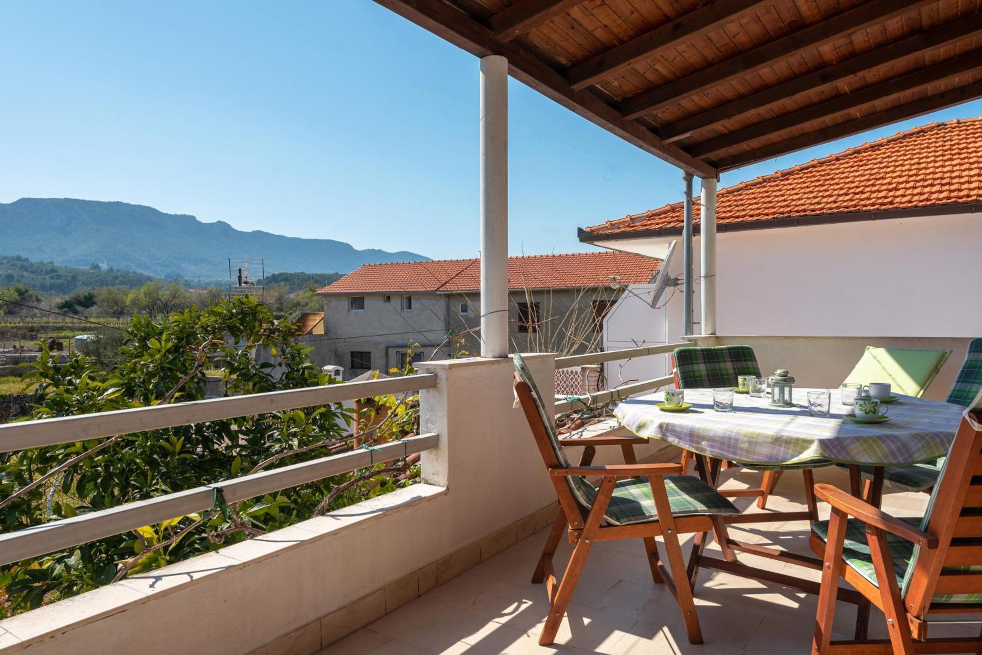 Apartments By The Sea Jelsa, Hvar - 11319 Jelsa  Buitenkant foto